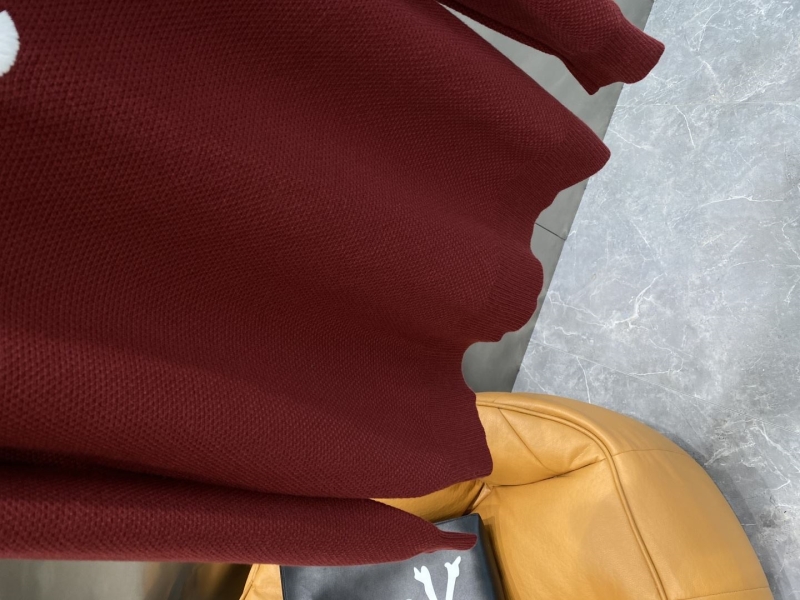 Gvc*1 sweaters